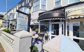 The Roslyn Guest House